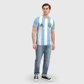 Футболка с принтом Марадона Аргентина ретро для мужчины, вид на модели спереди №3. Цвет основы: белый