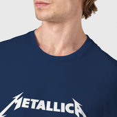 Футболка с принтом Metallica для мужчины, вид на модели спереди №4. Цвет основы: темно-синий