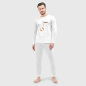 Пижама с принтом Untitled Goose для мужчины, вид на модели спереди №2. Цвет основы: белый