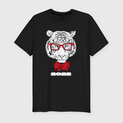 Белый тигр в красных очках  – Мужская футболка хлопок Slim с принтом купить