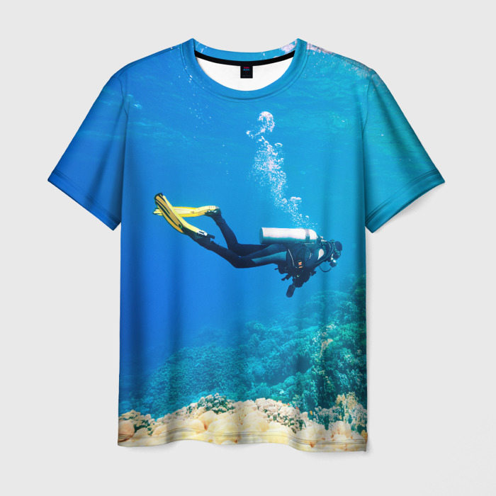 Мужская футболка с принтом Аквалангист исследует коралловый риф, вид спереди №1