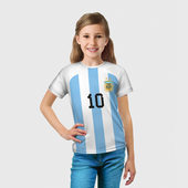 Футболка с принтом Месси Аргентина ЧМ-2022 для ребенка, вид на модели спереди №3. Цвет основы: белый