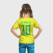 Футболка с принтом Неймар ЧМ 2022 сборная Бразилии для ребенка, вид на модели сзади №3. Цвет основы: белый