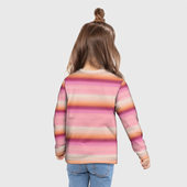 Лонгслив с принтом Энид Синклер с Уэнсдей Аддамс — текстура свитера для ребенка, вид на модели сзади №3. Цвет основы: белый