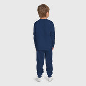 Пижама с принтом Don't worry be capy для ребенка, вид на модели сзади №2. Цвет основы: темно-синий