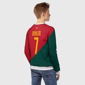 Свитшот с принтом Криштиану Роналду сборная Португалии 7 для ребенка, вид на модели сзади №2. Цвет основы: белый