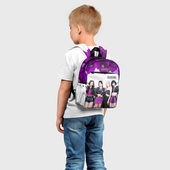 Рюкзак с принтом Blackpink flowers для ребенка, вид на модели спереди №2. Цвет основы: белый
