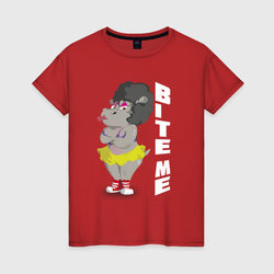 Дерзкая гиппо в кедах - bite me – Женская футболка хлопок с принтом купить со скидкой в -20%
