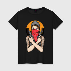 Девушка с пистолетами – Женская футболка хлопок с принтом купить со скидкой в -20%
