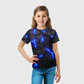Футболка с принтом Cyberpunk 2077: броня синяя сталь для ребенка, вид на модели спереди №3. Цвет основы: белый